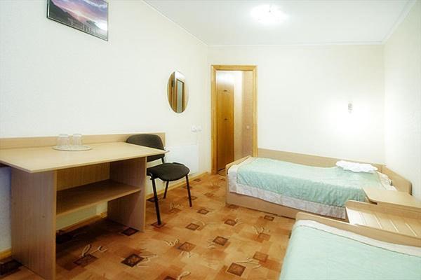 Profssoyuzny Hotel Černihiv Esterno foto